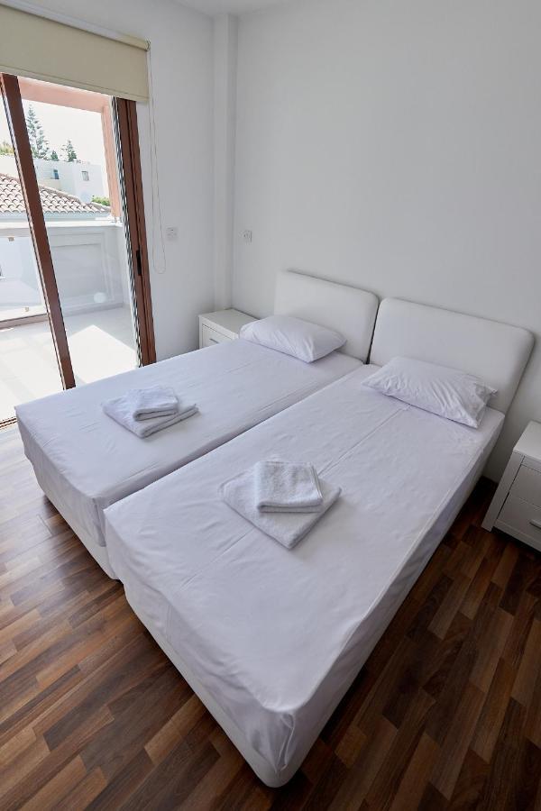 Angie Luxury Beach Villas Ayia Napa Exterior foto