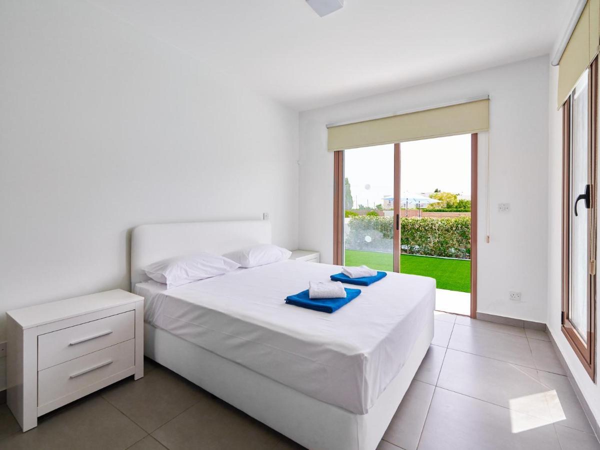 Angie Luxury Beach Villas Ayia Napa Exterior foto